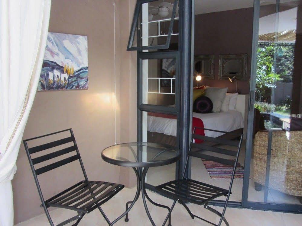 Absolute Bosch Guest House Стелленбос Екстер'єр фото